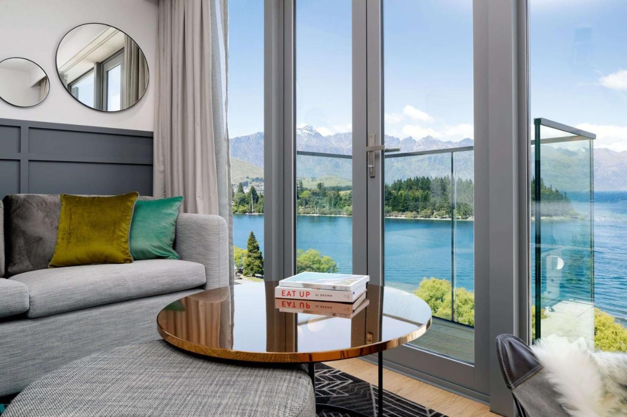 Qt Queenstown Exterior photo The Penthouse Suite